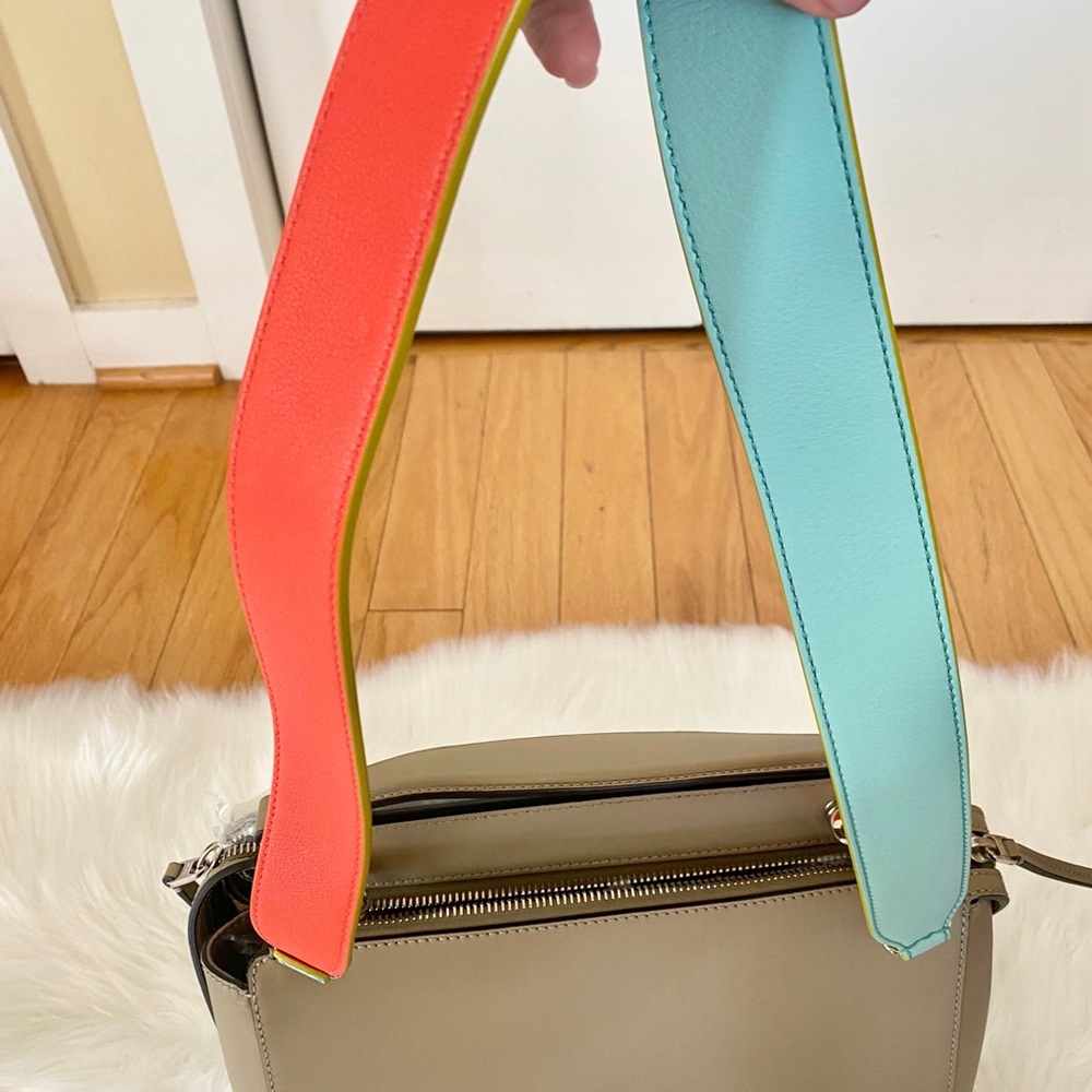 Fendi Dotcom Taupe Bag with removable pouch/strap - Picture 8 of 15
